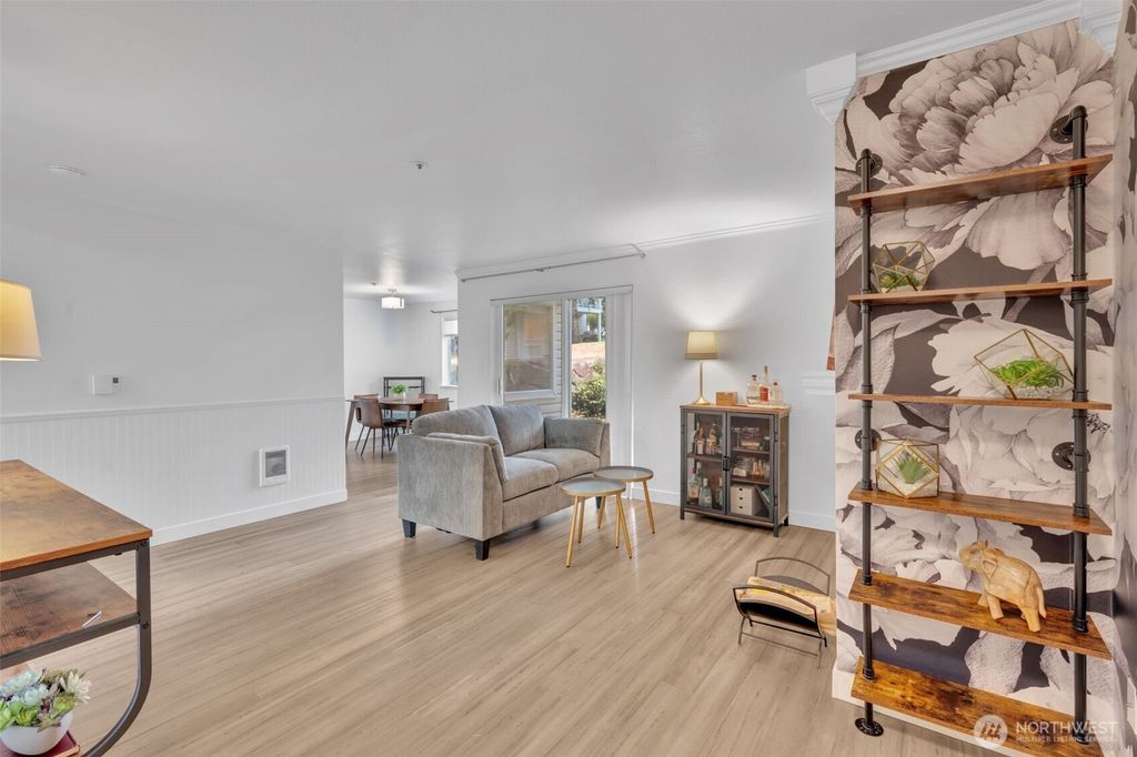 Photo of 19230 Forest Park Drive NE #H126, Lake Forest Park, WA 98155 (MLS # 2410738)