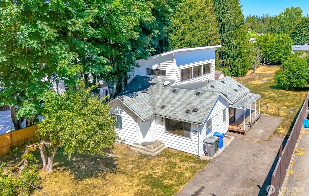 Photo of 1632 Aberdeen Avenue NE, Renton, WA 98056 (MLS # 2407267)