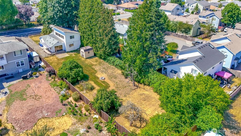 Photo of 1632 Aberdeen Avenue NE, Renton, WA 98056 (MLS # 2407267)