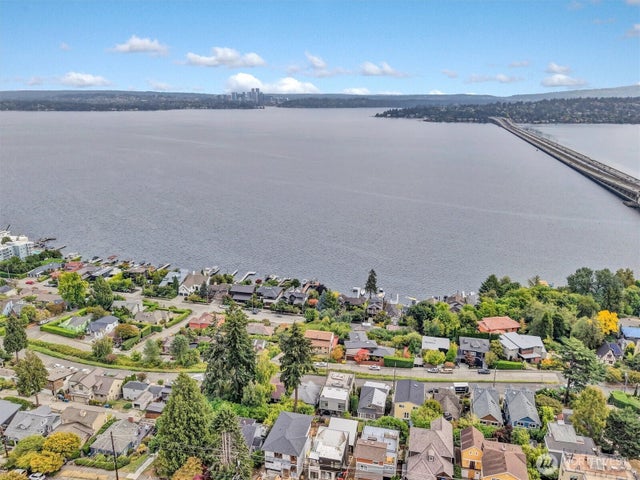 1107 Lake Washington Boulevard S, Seattle