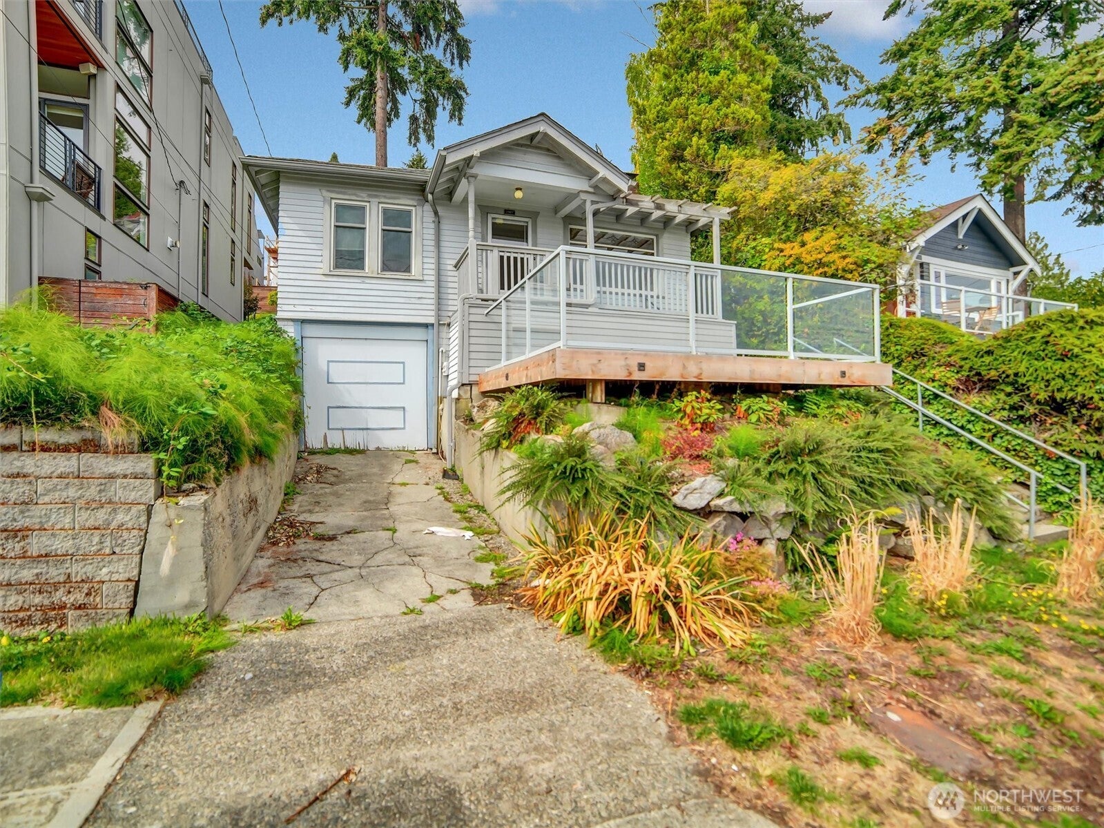 1107 Lake Washington Boulevard S