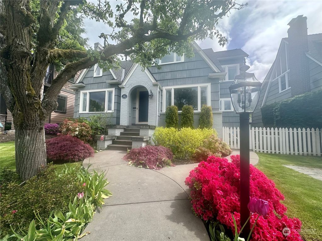 Photo of 3836 43rd Avenue NE, Seattle, WA 98105 (MLS # 2230990)