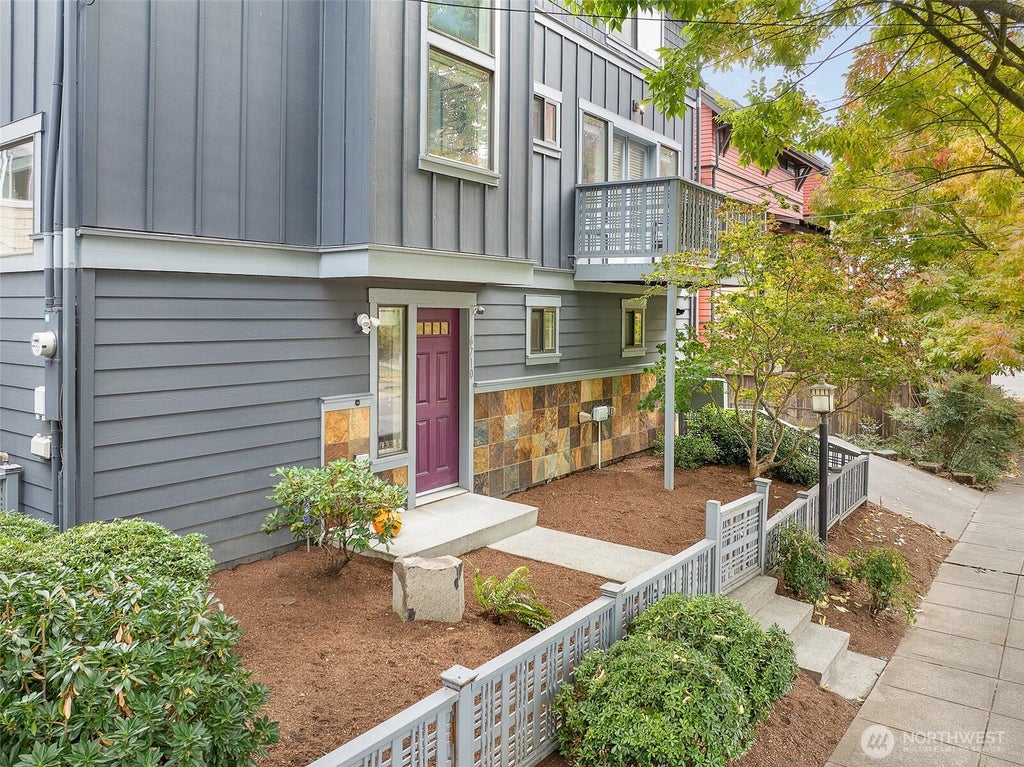 Photo of 6710 Alonzo Avenue NW, Seattle, WA 98117 (MLS # 2584845)