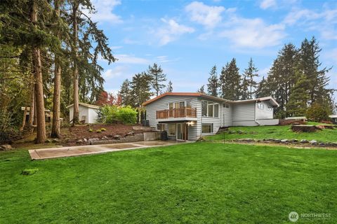 Photo of 6279 NE 154th Street, Kenmore, WA 98028 (MLS # 2518791)