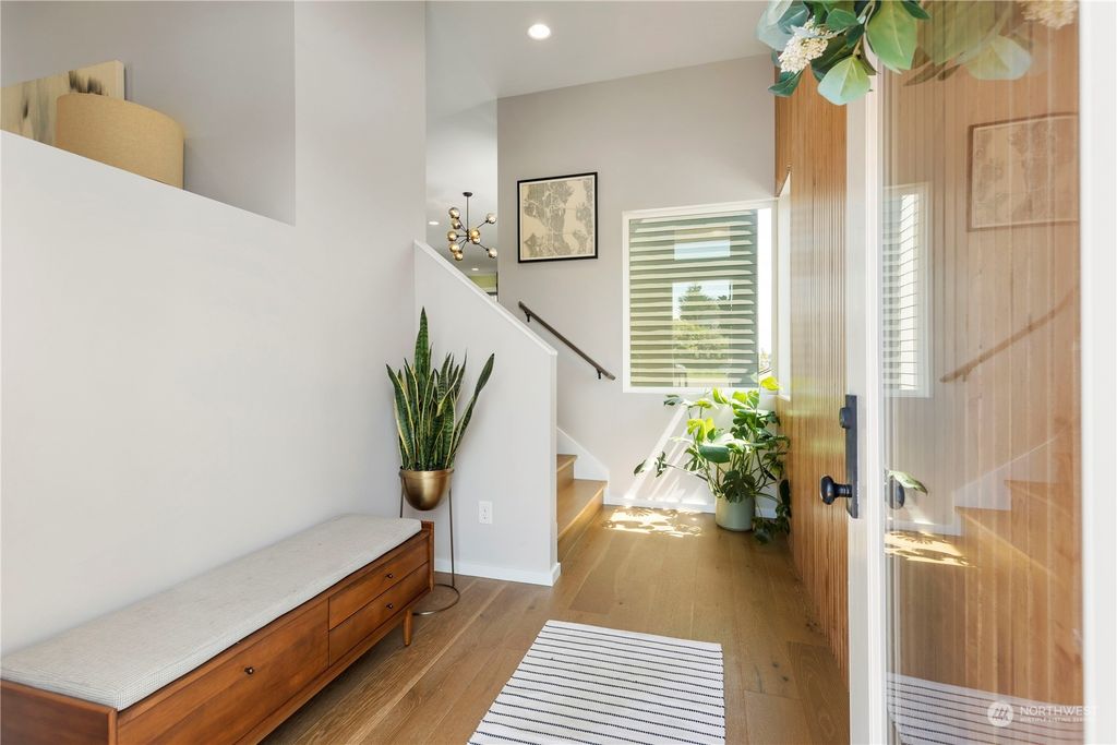 Photo of 9204 11th Avenue NW, Seattle, WA 98117 (MLS # 2065307)