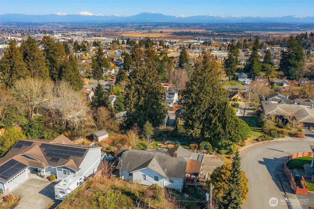 Photo of 3930 Nassau Street, Everett, WA 98201 (MLS # 2339779)