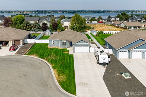 Photo of 312 Sandcastle Court NE, Moses Lake, WA 98837 (MLS # 2581001)