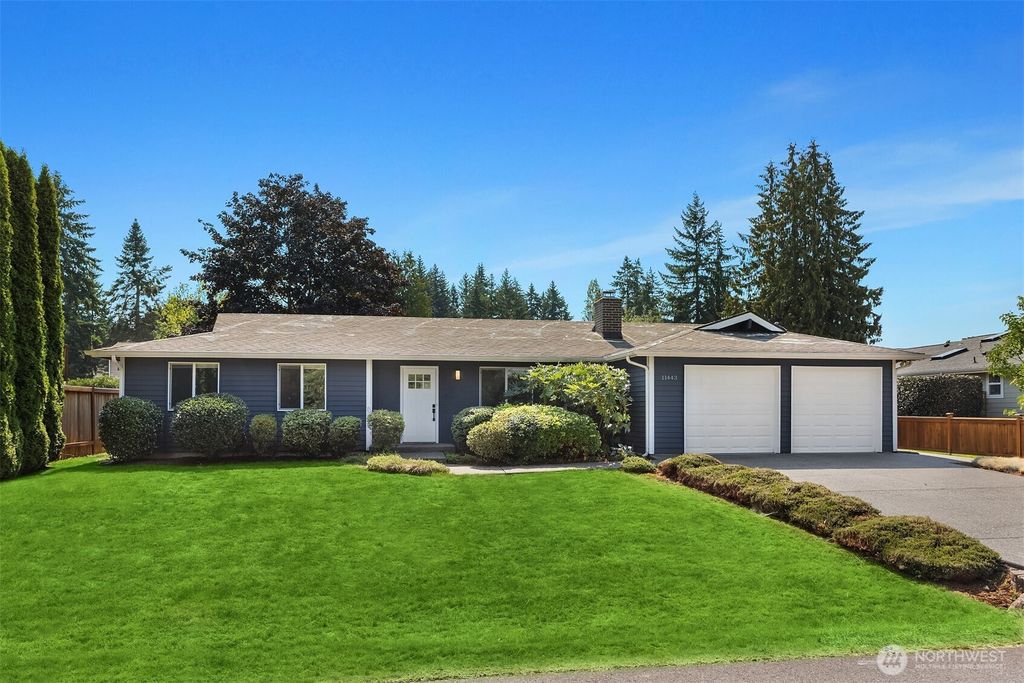 Photo of 11443 SE 87th Street, Newcastle, WA 98056 (MLS # 2428077)