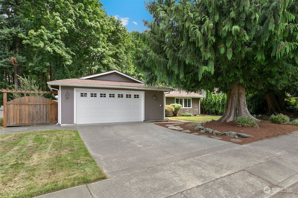 Photo of 2300 SE 19th Street, Renton, WA 98055 (MLS # 2160974)