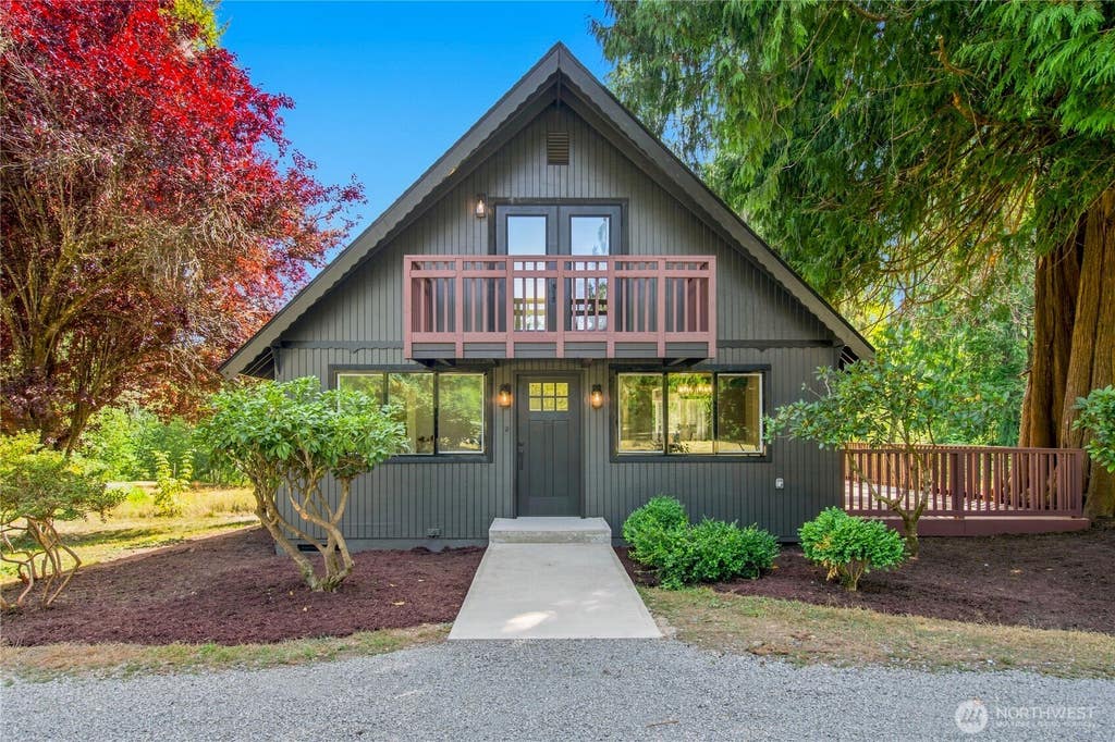 Photo of 23501 Wallitner Road, Arlington, WA 98223 (MLS # 2571886)