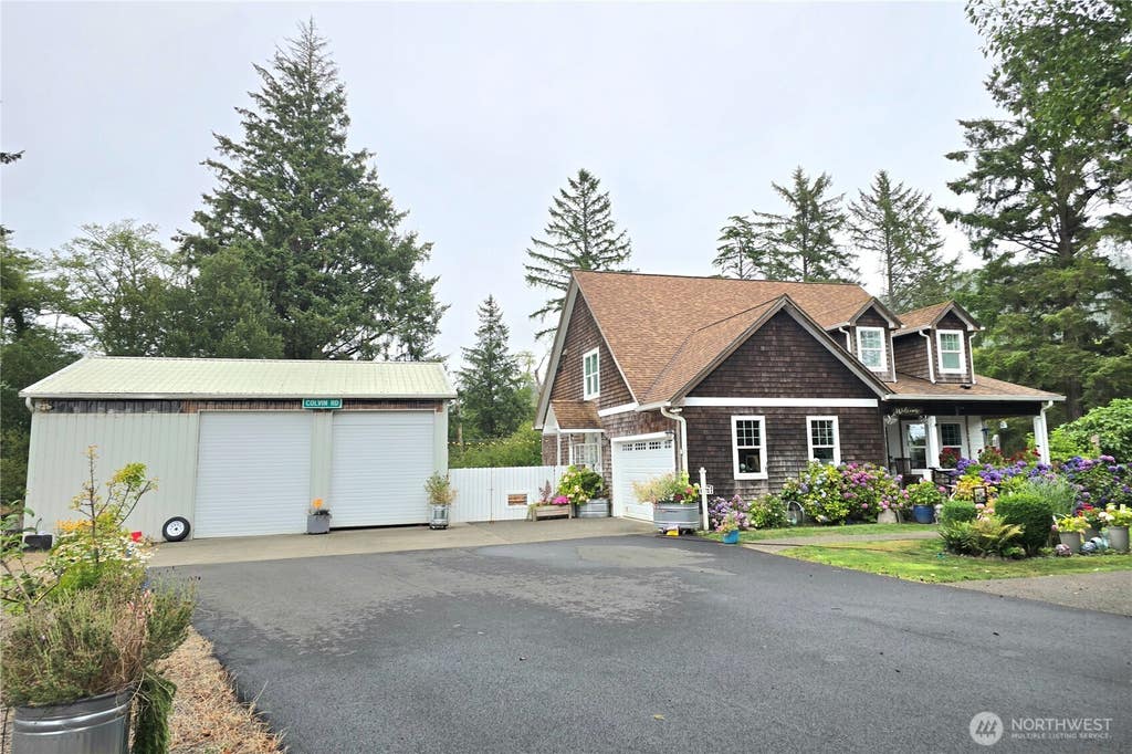 Photo of 620 State RT 101, Chinook, WA 98614 (MLS # 2569641)