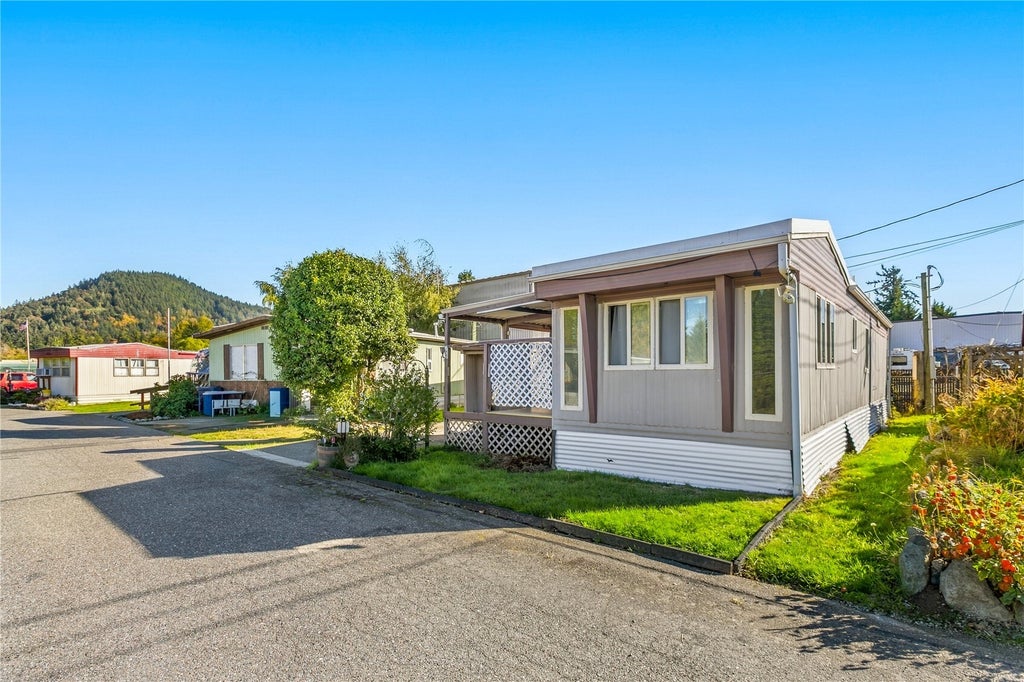 Photo of 2522 Old Hwy 99 Road S #16, Mount Vernon, WA 98273 (MLS # 2594175)