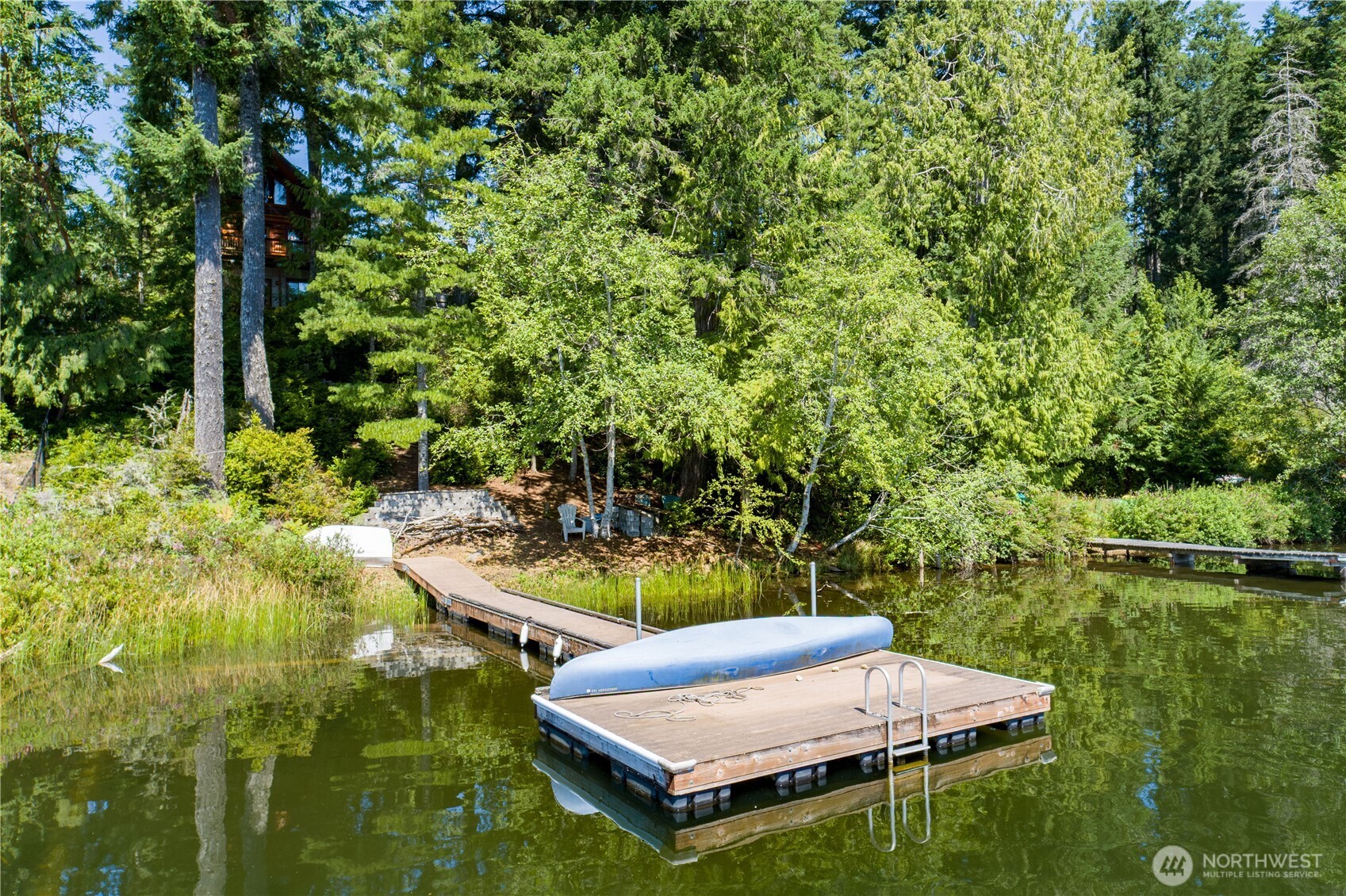 1901 E Trails End Drive