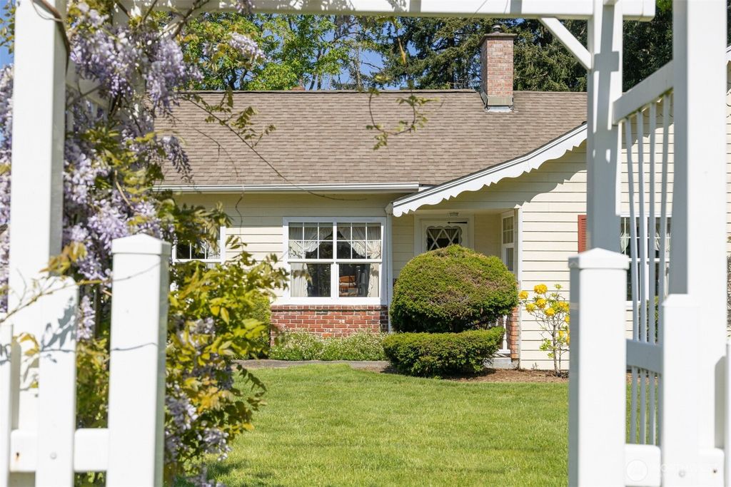 Photo of 2940 Mt Baker Highway, Bellingham, WA 98226 (MLS # 2519976)
