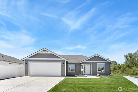 Photo of 4259 Sandy Court, Moses Lake, WA 98837 (MLS # 2555779)