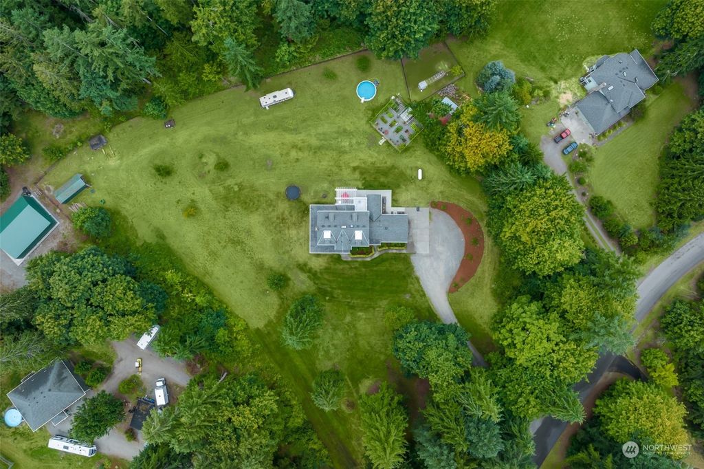 Photo of 36311 249th Avenue SE, Enumclaw, WA 98022 (MLS # 2140476)