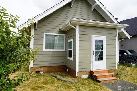 401 Emerson Avenue Hoquiam WA 98550
