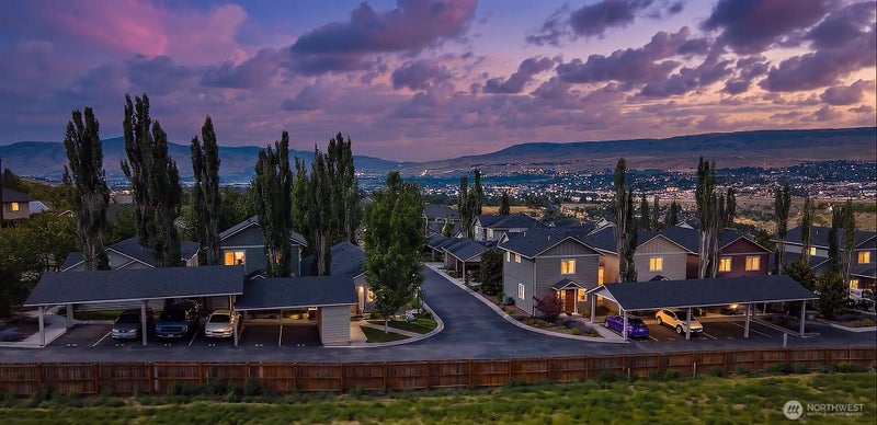 2152 Roper Lane