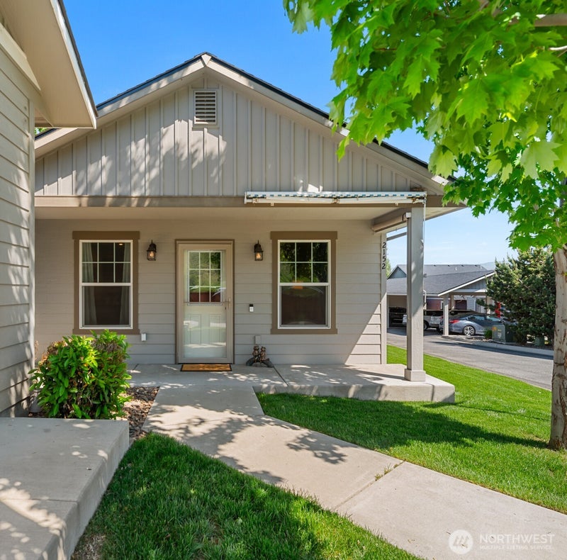 2152 Roper Lane