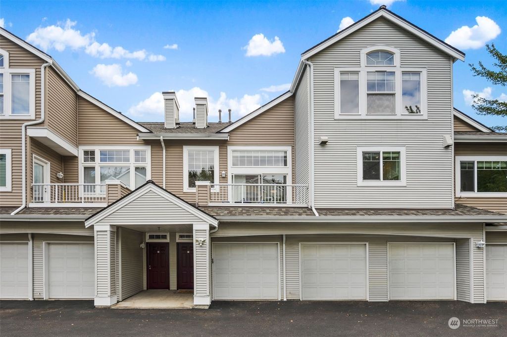 Photo of 402 S 47th Street #I, Renton, WA 98055 (MLS # 2140383)