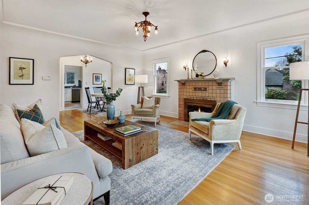 Photo of 1902 NW 83rd Street, Seattle, WA 98117 (MLS # 2473480)