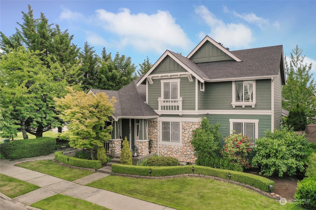 Photo of 7226 Thompson Avenue SE, Snoqualmie, WA 98065 (MLS # 2247085)