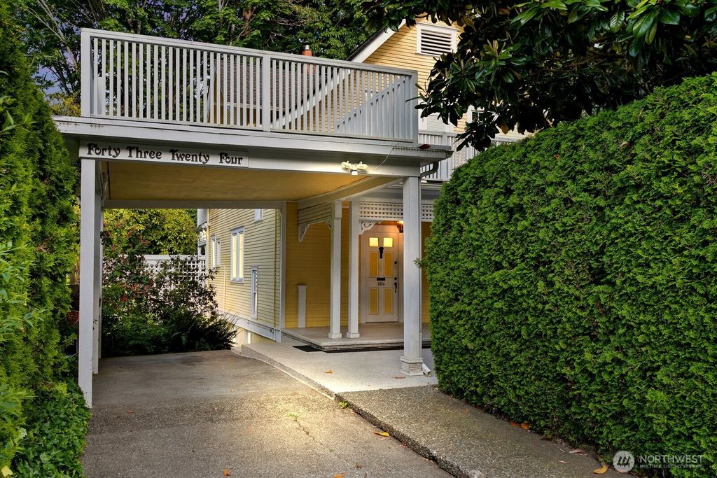 Photo of 4324 35th Avenue W, Seattle, WA 98199 (MLS # 2387950)