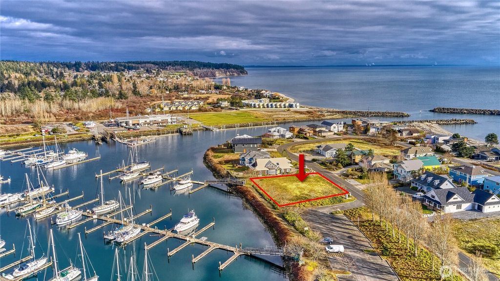 Photo of 19 Harbor Seal Drive, Point Roberts, WA 98281 (MLS # 2504200)