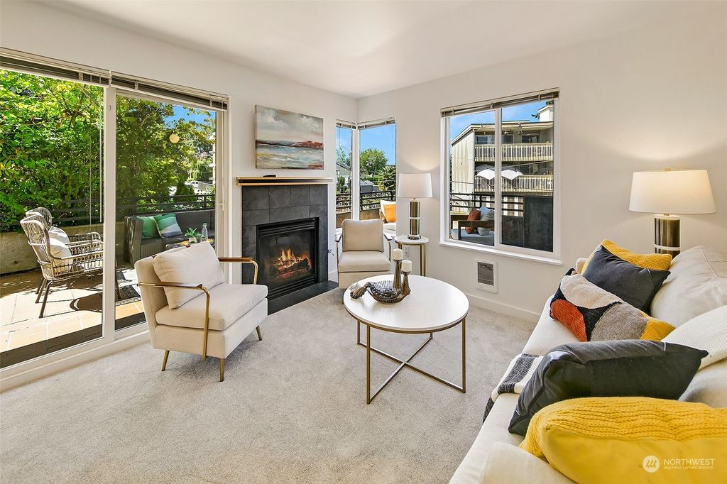 Photo of 225 NE 65th Street #303, Seattle, WA 98115 (MLS # 2175481)