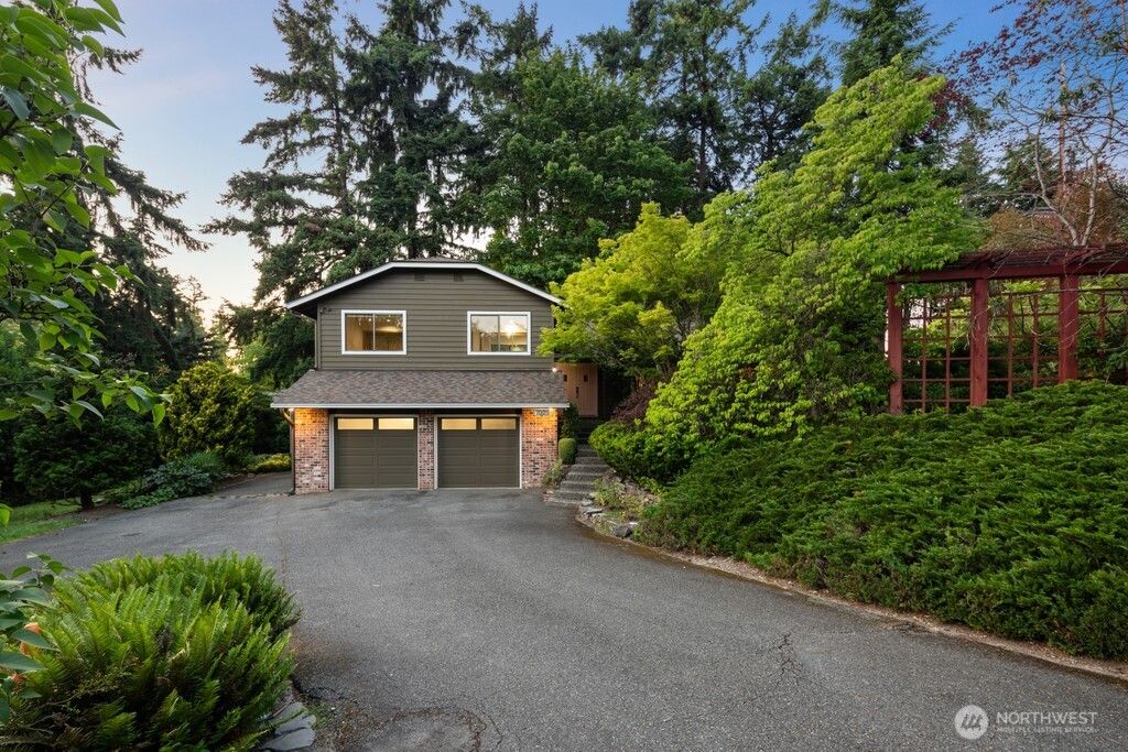 Photo of 7025 116th Avenue SE, Newcastle, WA 98056 (MLS # 2386683)