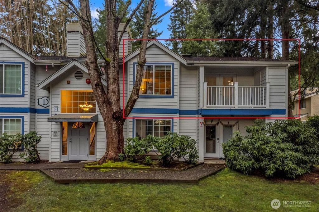 Photo of 8653 Avondale Rd Rd NE #D208, Redmond, WA 98052 (MLS # 2492346)