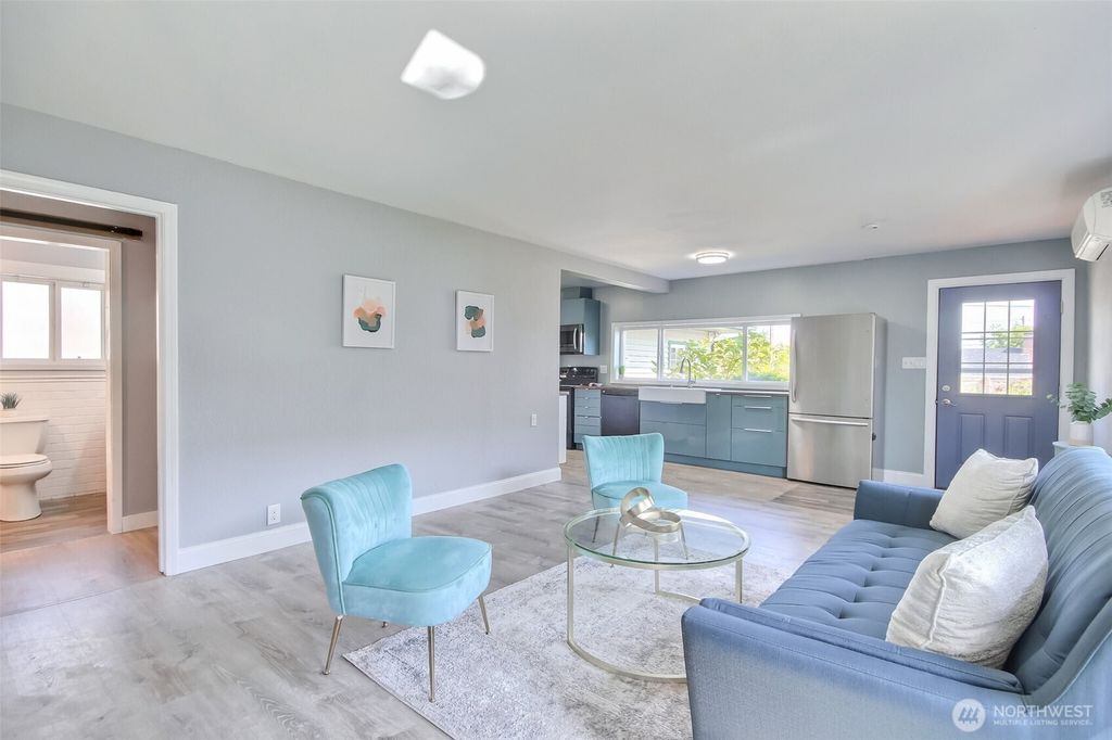 Photo of 7615 S 113th Street, Seattle, WA 98178 (MLS # 2400269)