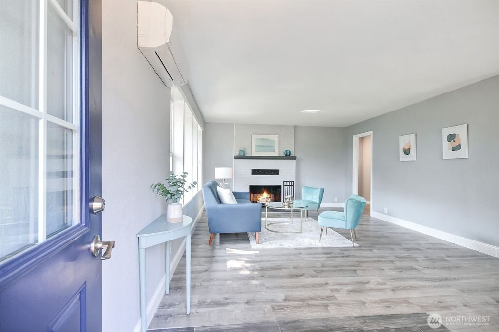 Photo of 7615 S 113th Street, Seattle, WA 98178 (MLS # 2400269)