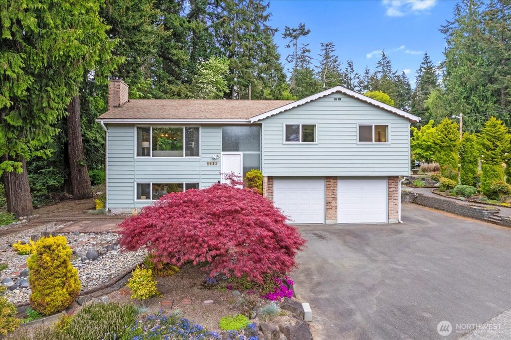 Photo of 9533 Bowdoin Way, Edmonds, WA 98020 (MLS # 2360198)