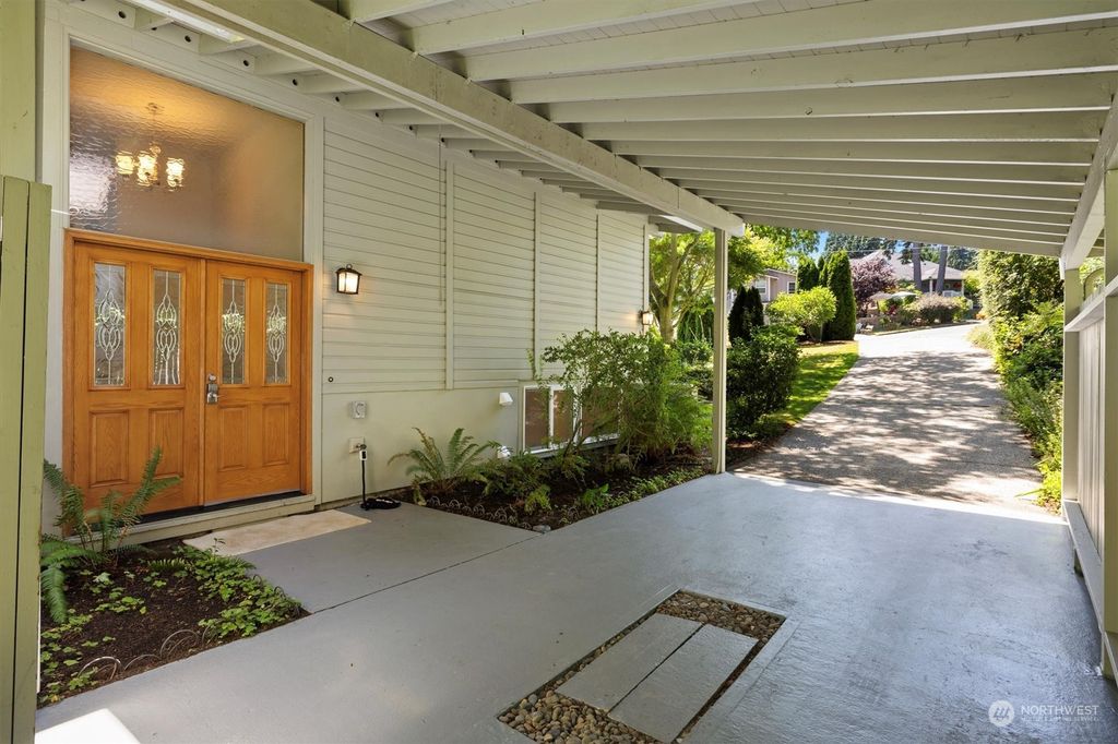 Photo of 16634 SE 25th Street, Bellevue, WA 98008 (MLS # 2261301)