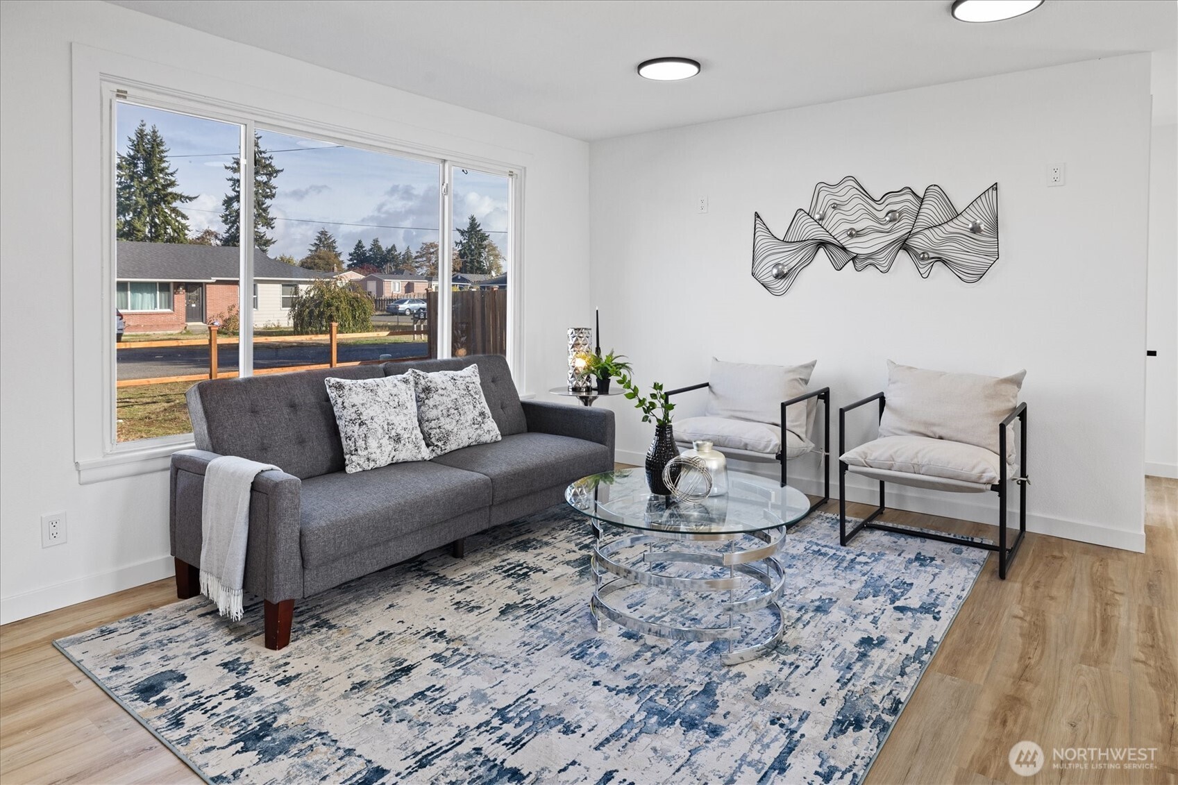 1208 Violet Meadow St S