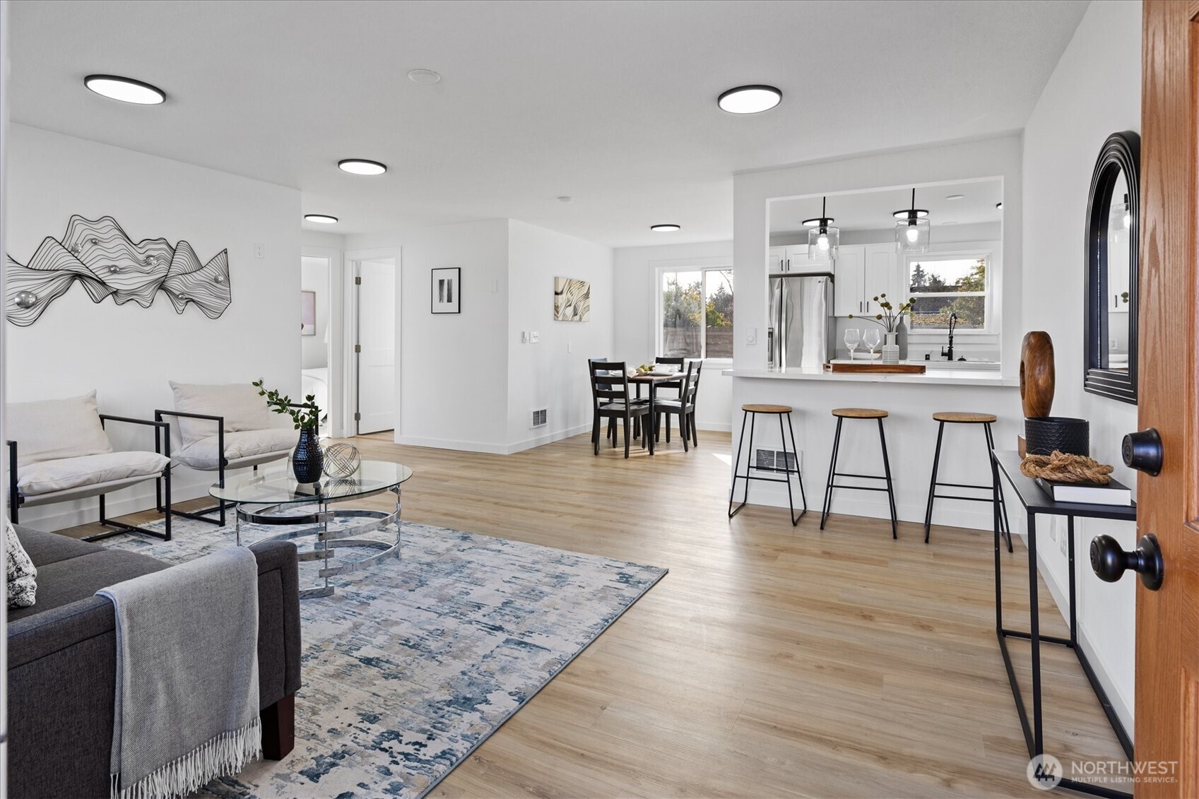 1208 Violet Meadow St S