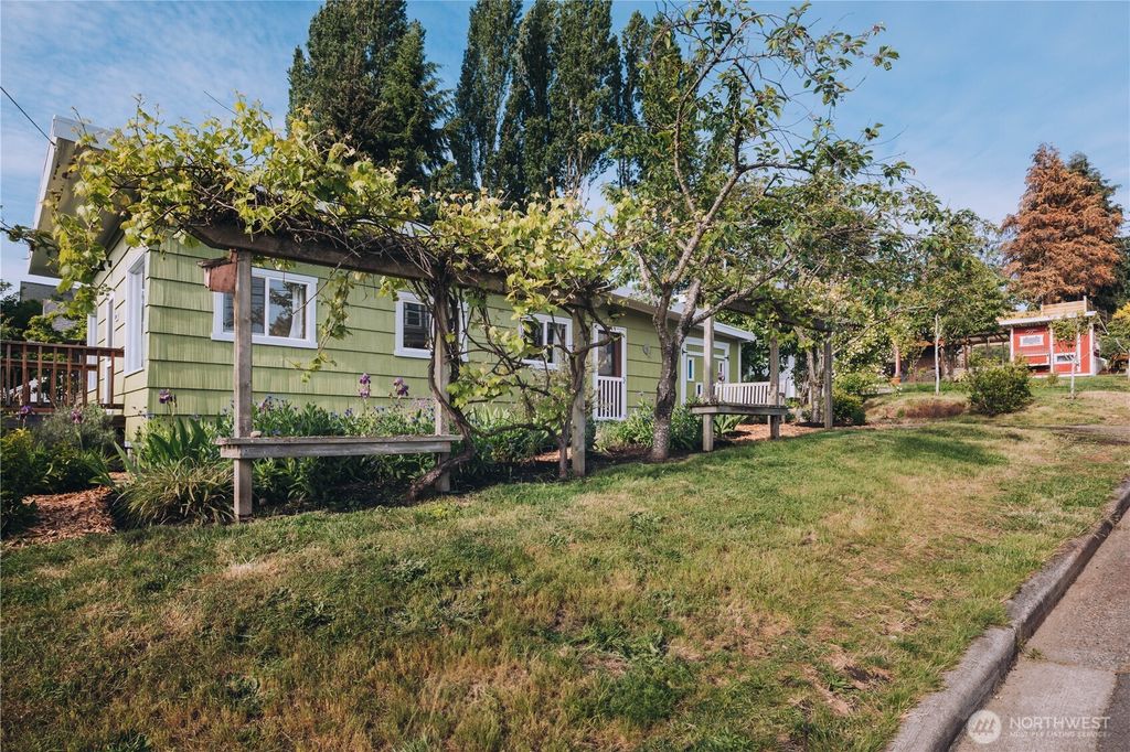Photo of 9202 3rd Avenue NW, Seattle, WA 98117 (MLS # 2381453)