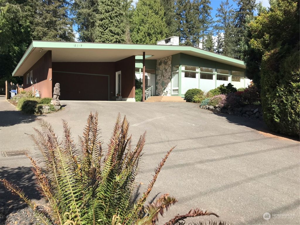 Photo of 18819 92nd Avenue NE, Bothell, WA 98011 (MLS # 2236656)