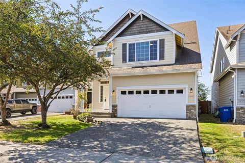Photo of 11211 181st Street Ct E, Puyallup, WA 98374 (MLS # 2434436) Photo of 11211 181st Street Ct E, Puyallup, WA 98374 (MLS # 2434436)