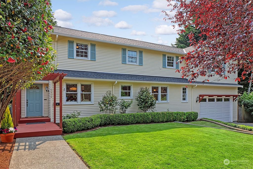 Photo of 6808 55th Avenue NE, Seattle, WA 98115 (MLS # 2068118)