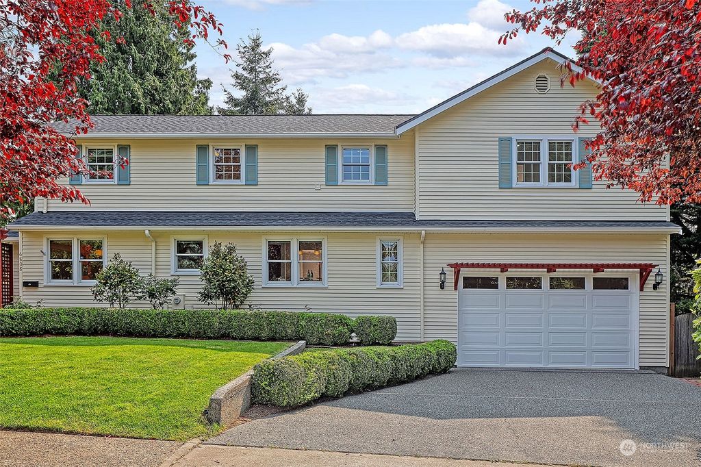 Photo of 6808 55th Avenue NE, Seattle, WA 98115 (MLS # 2068118)