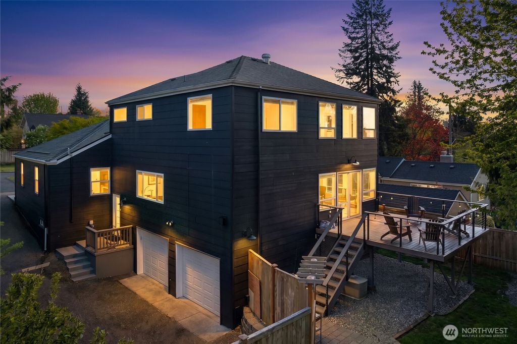 Photo of 4014 SW 98th Street, Seattle, WA 98136 (MLS # 2509542)