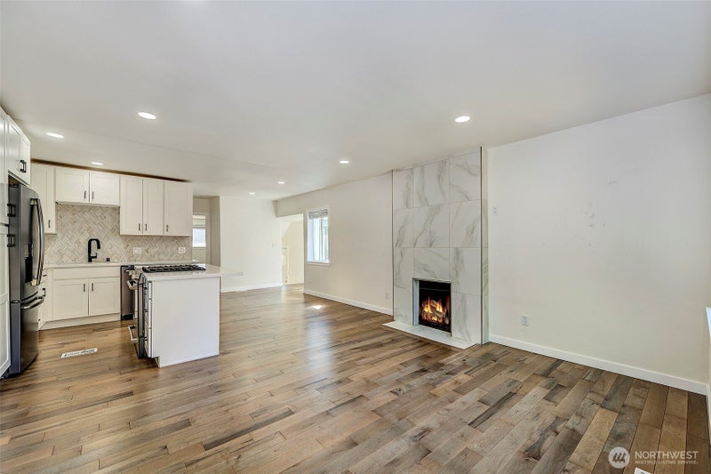 3806 35th Avenue W Unit 1