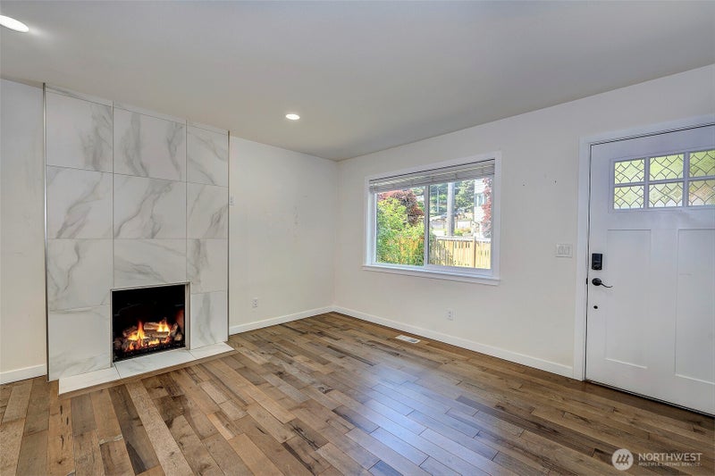 3806 35th Avenue W Unit 1