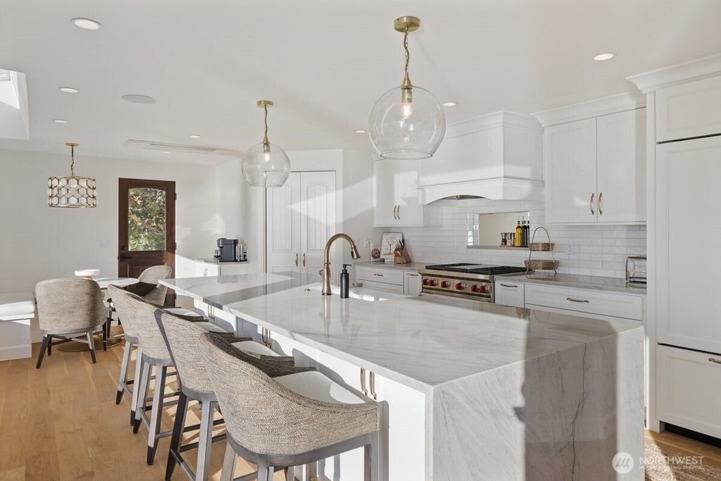 Photo of 4909 SW Othello Street, Seattle, WA 98136 (MLS # 2581742)