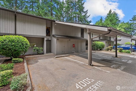 Photo of 4005 145th Avenue NE, Bellevue, WA 98007 (MLS # 2544554)