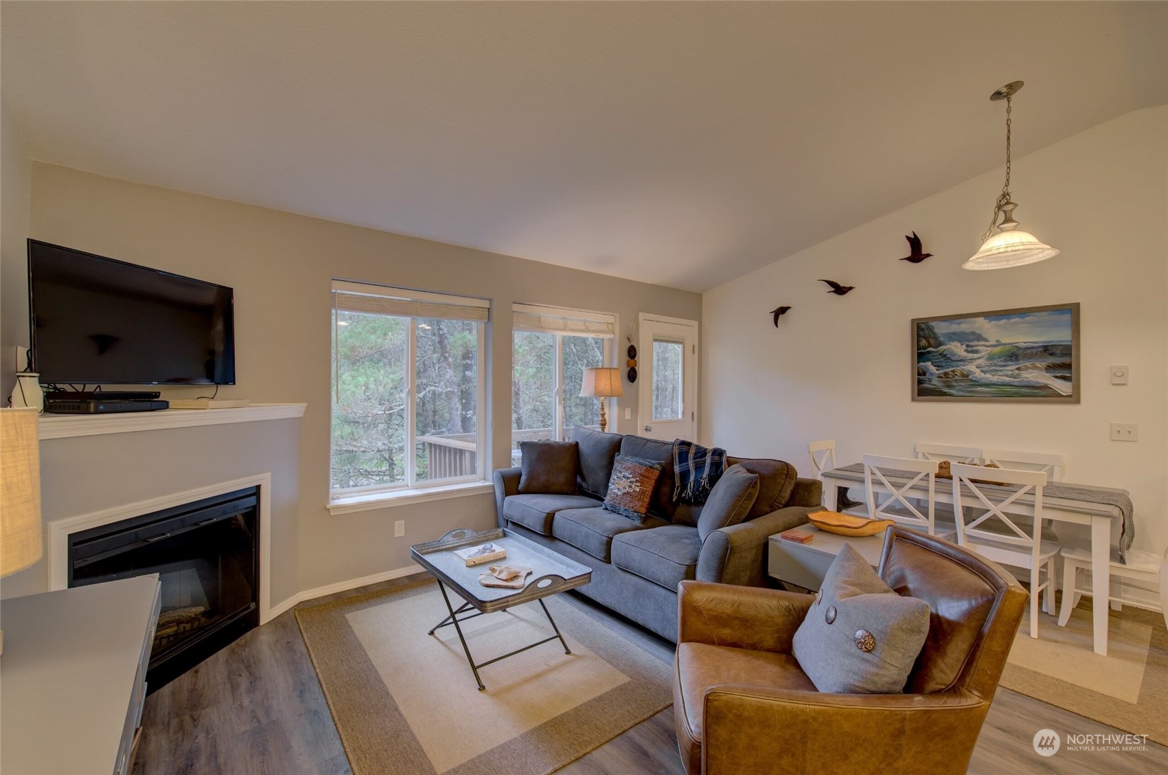 201 S Ocean Beach Blvd 15