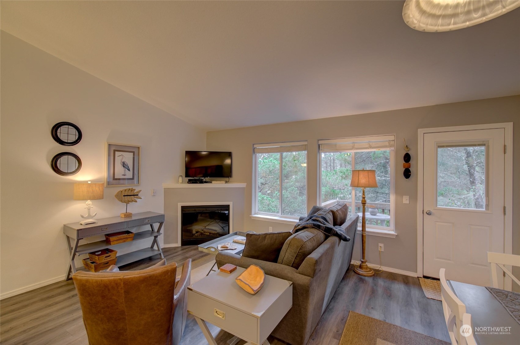 201 S Ocean Beach Blvd 15