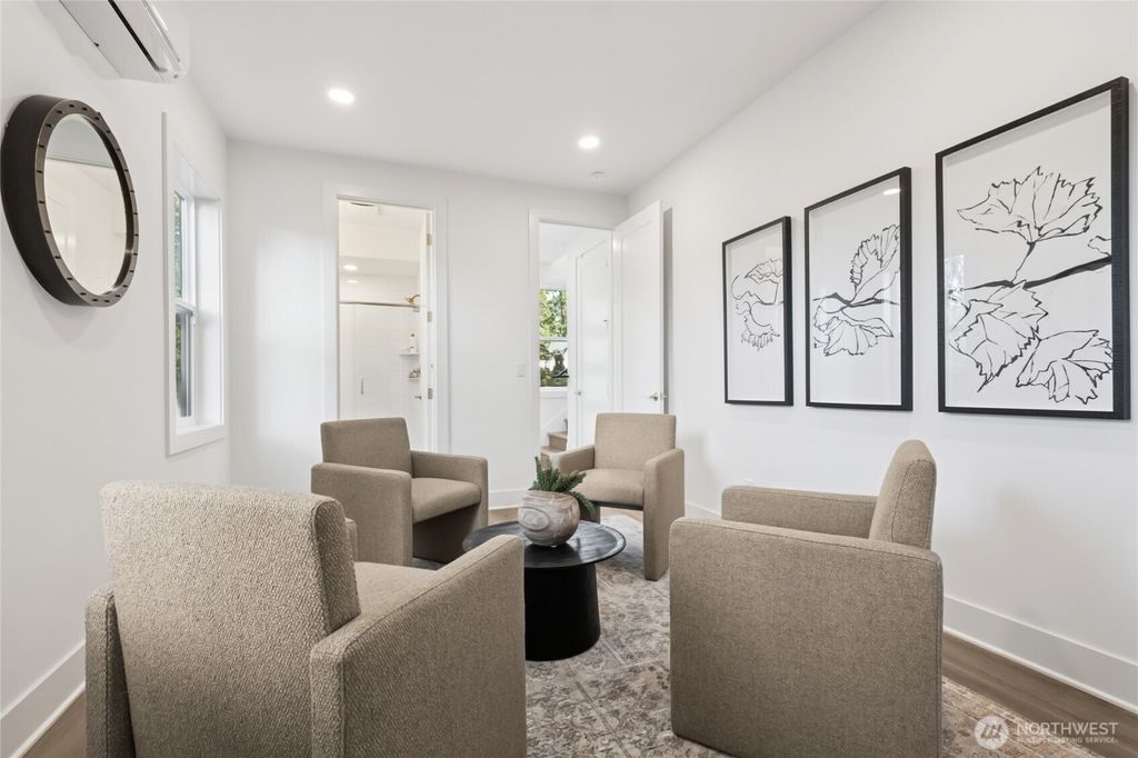 Photo of 18808 99th Court NE #C, Bothell, WA 98011 (MLS # 2355776)